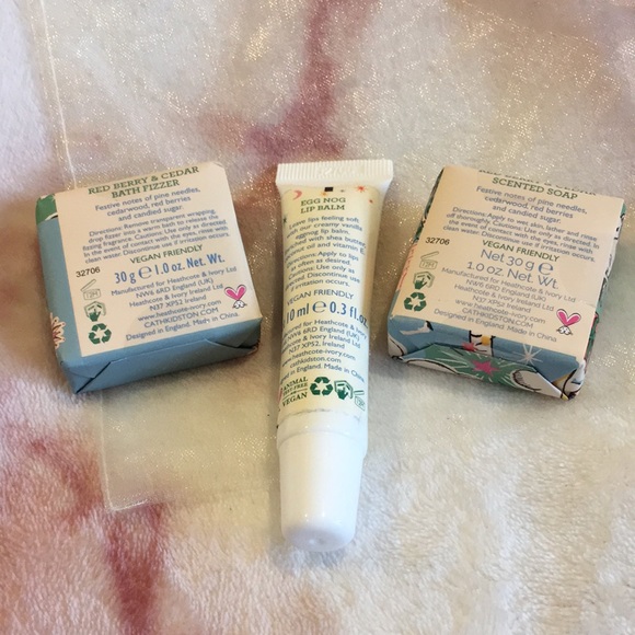 Cath Kidston Beauty Treats Holiday Sampler NWOT Mini Fizzer Soap Lip Balm Trio - Picture 6 of 15